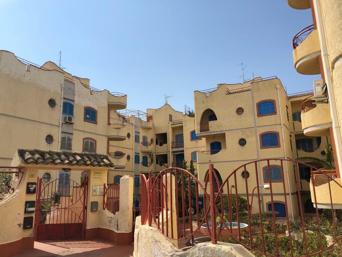 Appartamento Casa Azul Giardini Naxos Esterno foto
